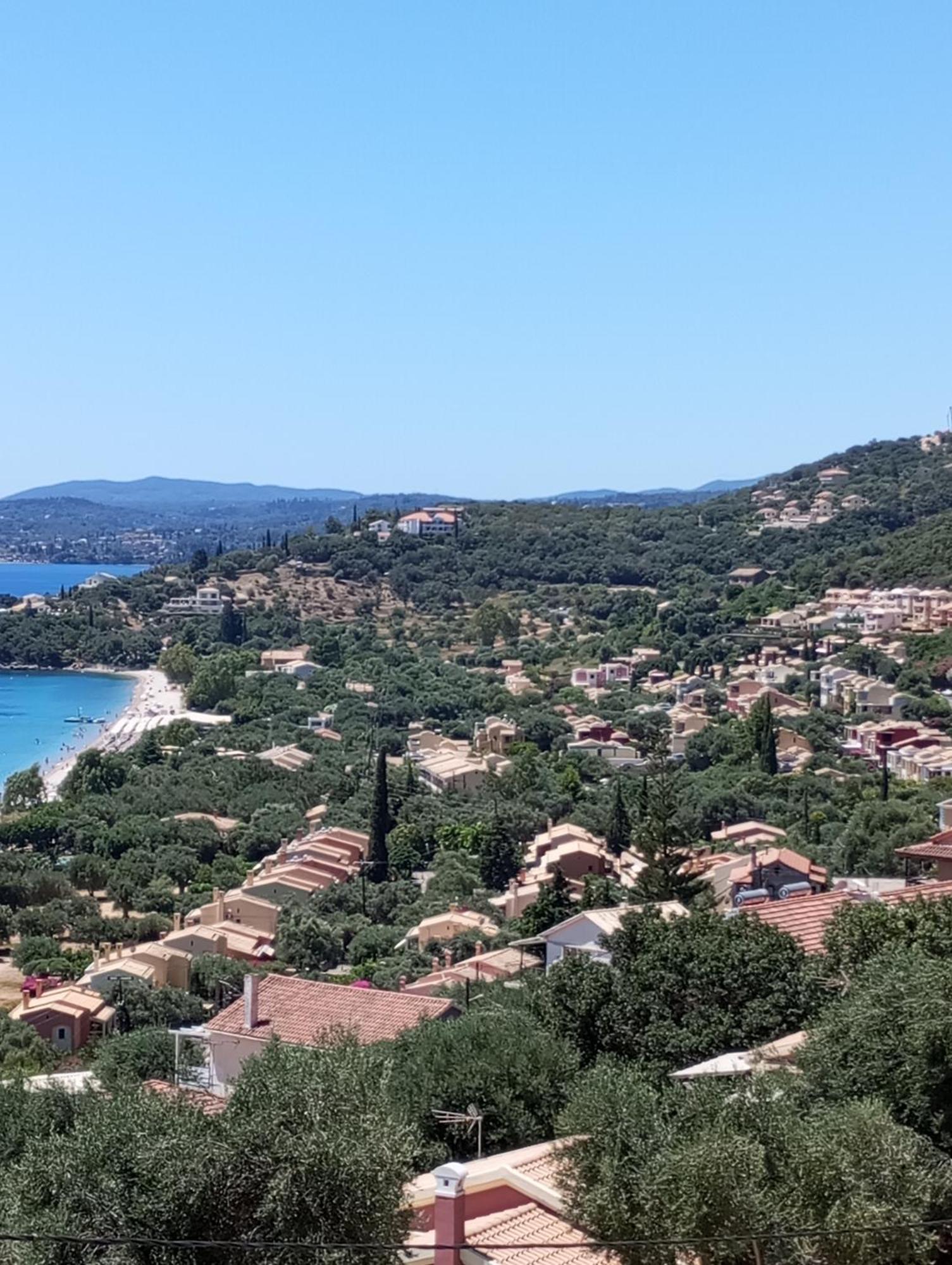 Sarakinos Apartments Barbati Luaran gambar
