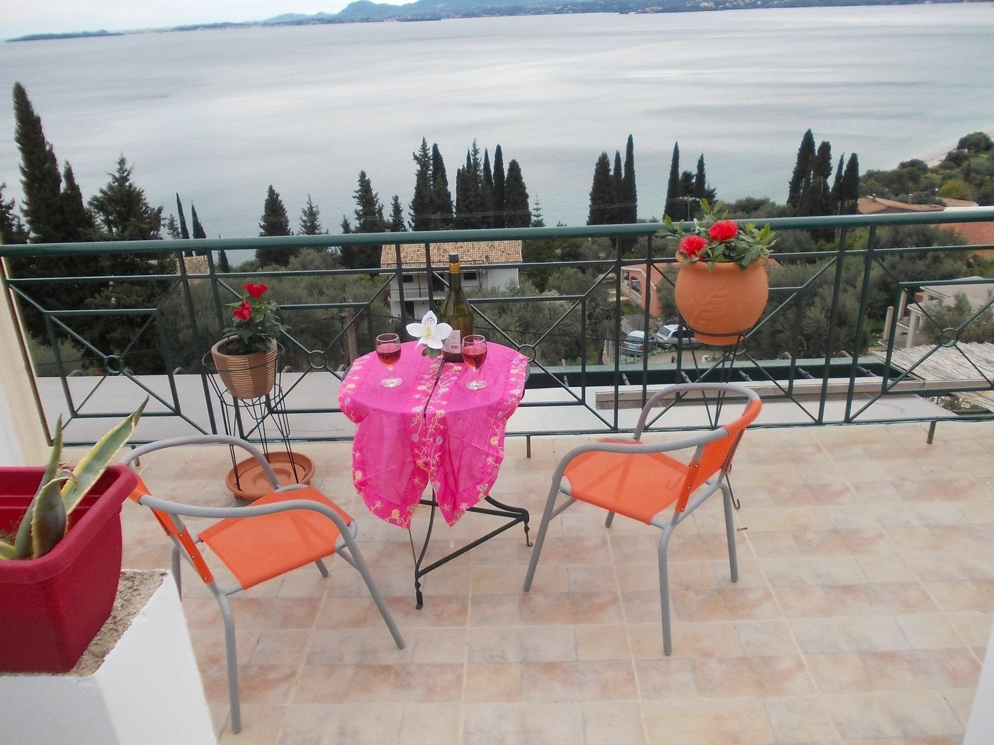 Sarakinos Apartments Barbati Luaran gambar